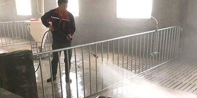 畜牧養(yǎng)殖場(chǎng)豬舍適用什么高壓清洗方式最好？